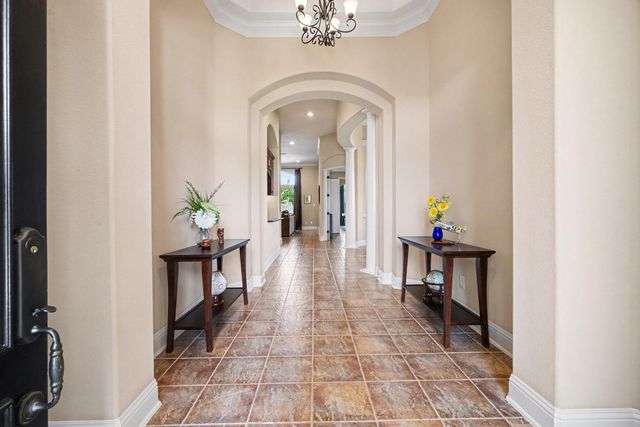 2296 Lakeway Drive, Friendswood, TX 77546