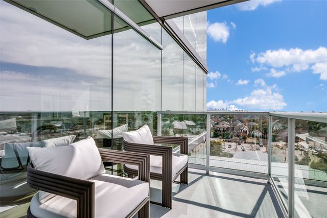 8119 Douglas Avenue 710, Dallas, TX 75225