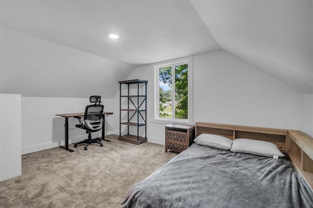 10911 Woodbrook Drive, Cement City, MI 49233