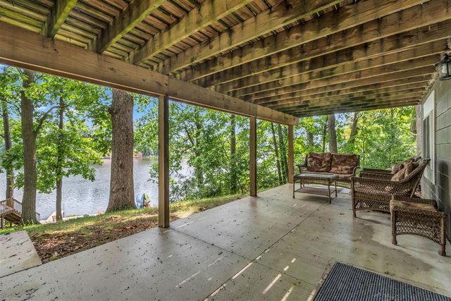 10911 Woodbrook Drive, Cement City, MI 49233