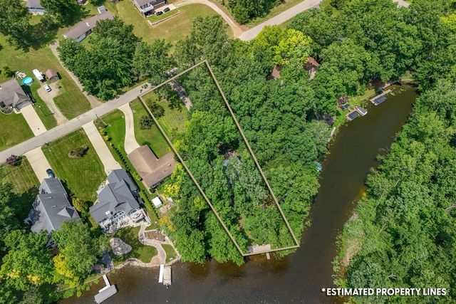 10911 Woodbrook Drive, Cement City, MI 49233