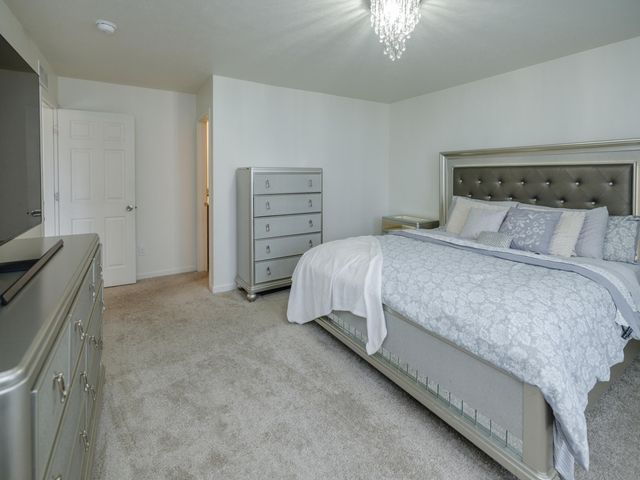 1626 Tea Pond Court, Vicksburg Vllg, MI 49097