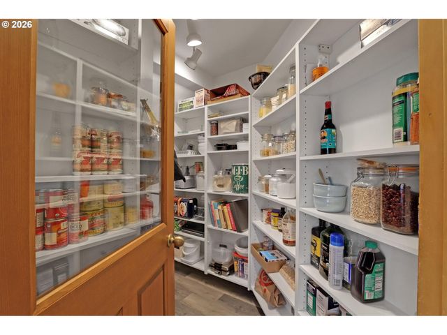 15290 Sw 141ST Ave, Portland, OR 97224