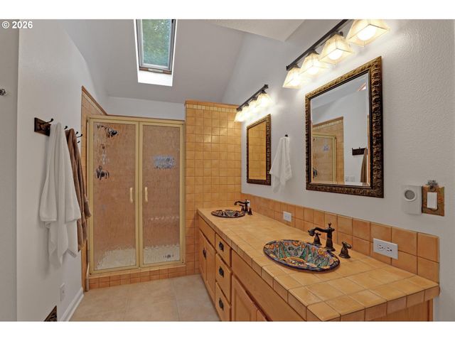 15290 Sw 141ST Ave, Portland, OR 97224