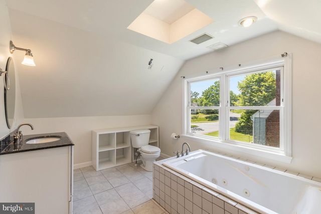 9704 OAKDALE AVE, Parkville, MD 21234