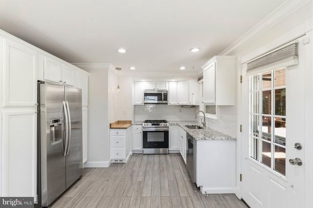 9704 OAKDALE AVE, Parkville, MD 21234