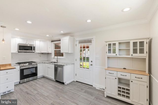 9704 OAKDALE AVE, Parkville, MD 21234