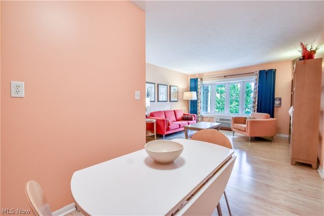 1 Meadowlawn Drive 12, Mentor, OH 44060