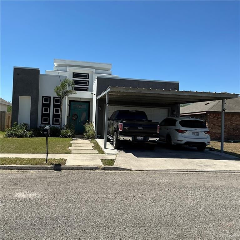 717 Alexandria Avenue, Mercedes, TX 78570