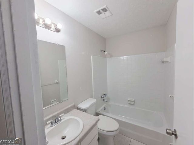 1266 Pixley Drive, Riverdale, GA 30296