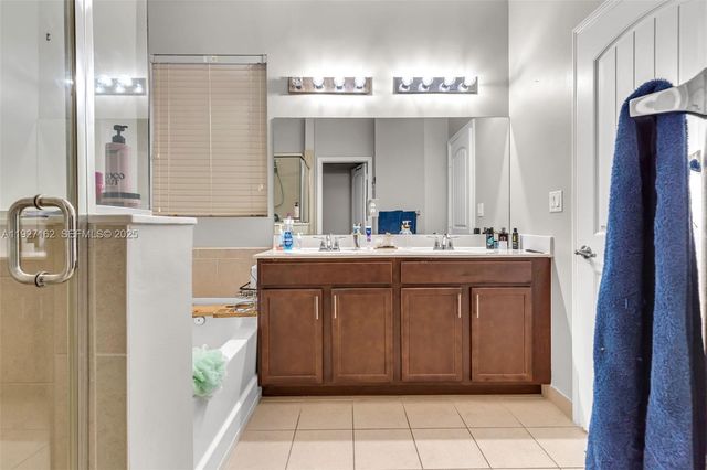 11833 SW 250th Ter, Homestead, FL 33032