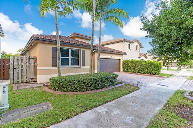 11833 SW 250th Ter, Homestead, FL 33032