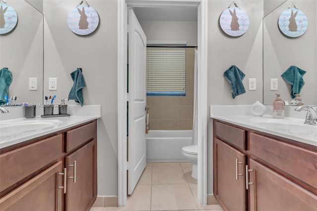 11833 SW 250th Ter, Homestead, FL 33032