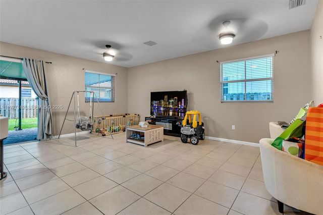 11833 SW 250th Ter, Homestead, FL 33032