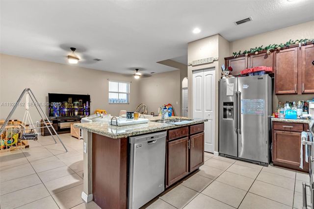 11833 SW 250th Ter, Homestead, FL 33032