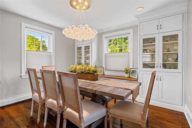 698 High Street, Cumberland, RI 02864