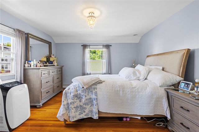 698 High Street, Cumberland, RI 02864