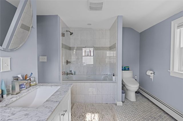 698 High Street, Cumberland, RI 02864