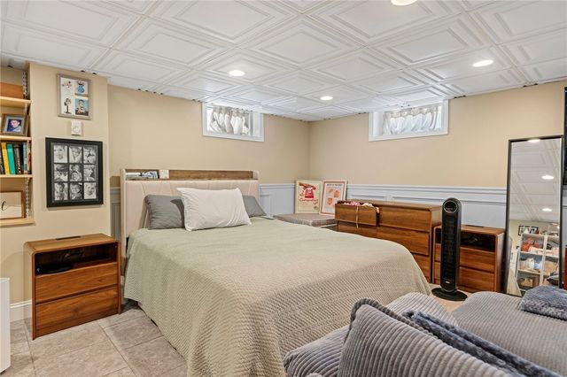 698 High Street, Cumberland, RI 02864