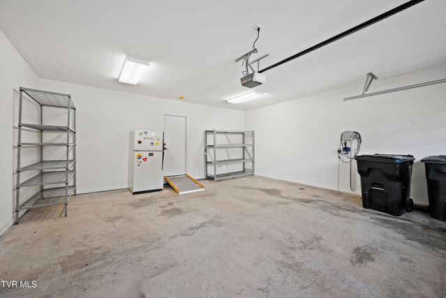 295 Southridge Drive, Blountville, TN 37617