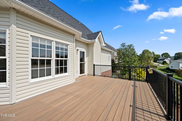 295 Southridge Drive, Blountville, TN 37617