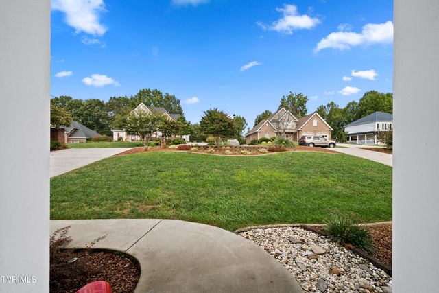 295 Southridge Drive, Blountville, TN 37617