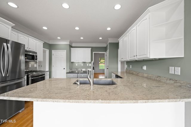 295 Southridge Drive, Blountville, TN 37617