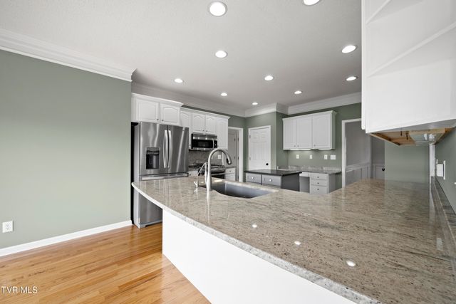 295 Southridge Drive, Blountville, TN 37617