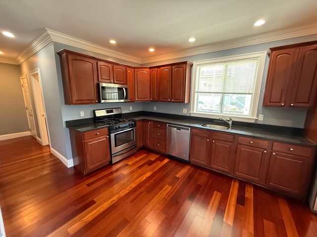 29 Rosemont Street 2, Boston, MA 02122