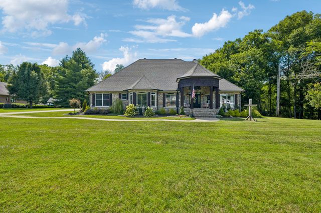 124 Poplar Dr, Brush Creek, TN 38547