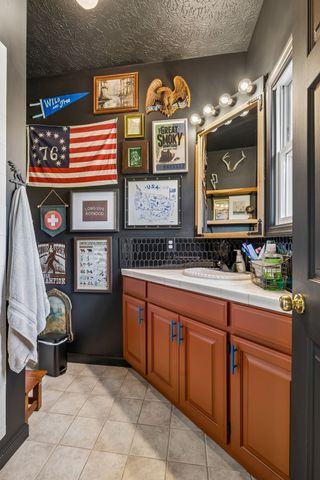 124 Poplar Dr, Brush Creek, TN 38547