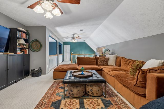 124 Poplar Dr, Brush Creek, TN 38547