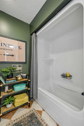 124 Poplar Dr, Brush Creek, TN 38547