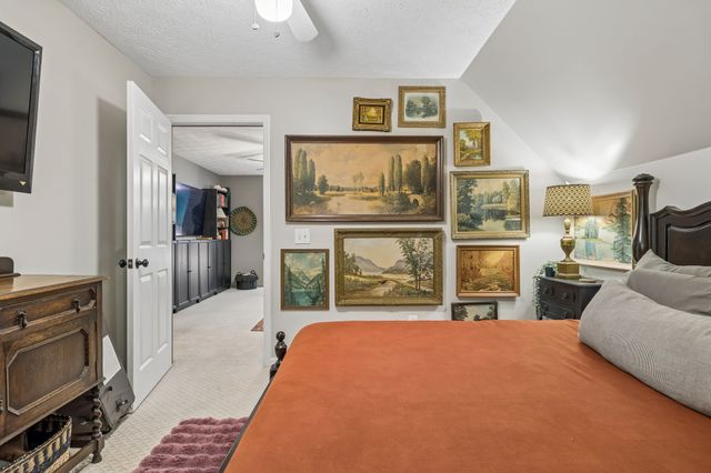 124 Poplar Dr, Brush Creek, TN 38547
