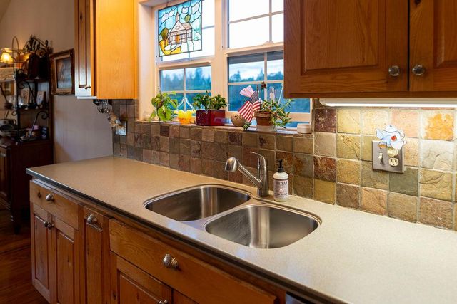 10132 Ranch Rd, Rough And Ready, CA 95975