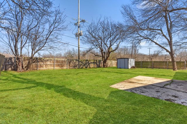 143 N Imperial Drive, Denison, TX 75020