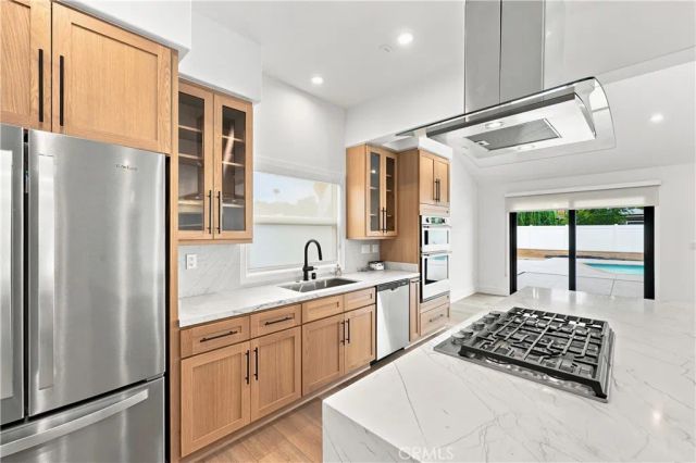 17511 Leafwood, Tustin, CA 92780