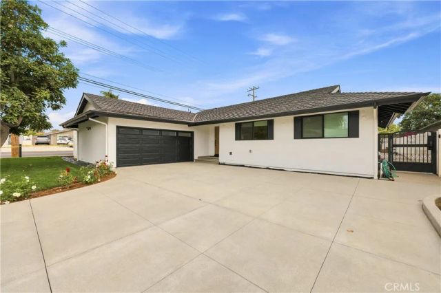 17511 Leafwood, Tustin, CA 92780