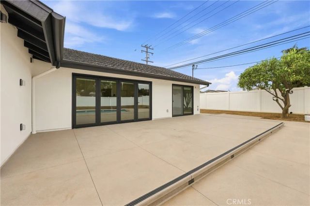 17511 Leafwood, Tustin, CA 92780
