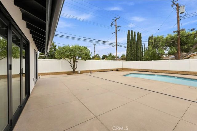 17511 Leafwood, Tustin, CA 92780