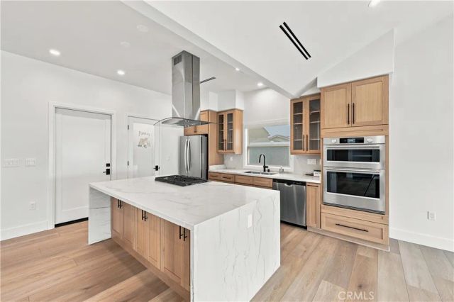 17511 Leafwood, Tustin, CA 92780