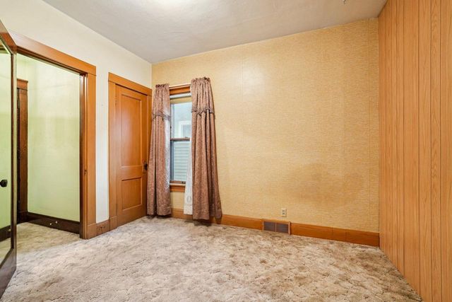 2918 W Greenfield AVENUE, Milwaukee, WI 53215