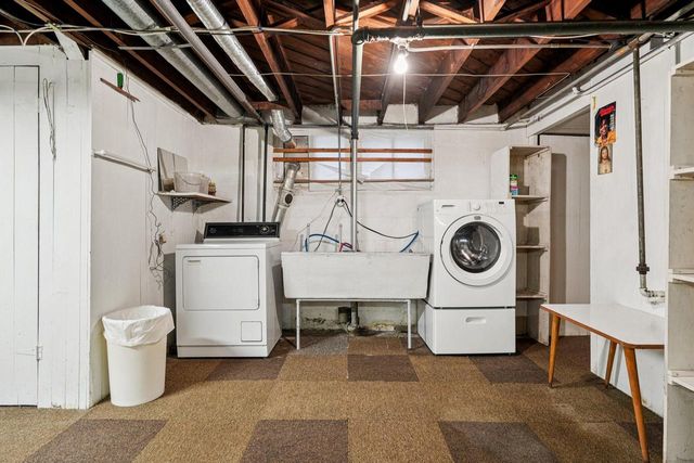 2918 W Greenfield AVENUE, Milwaukee, WI 53215