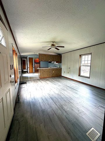 24 Christopher Lane, Fremont, NH 03044