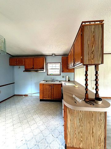 24 Christopher Lane, Fremont, NH 03044