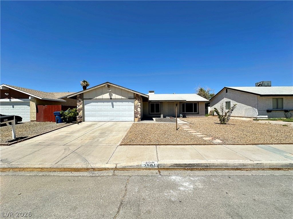 2501 Oak Glen Way, Las Vegas, NV 89115 — exterior