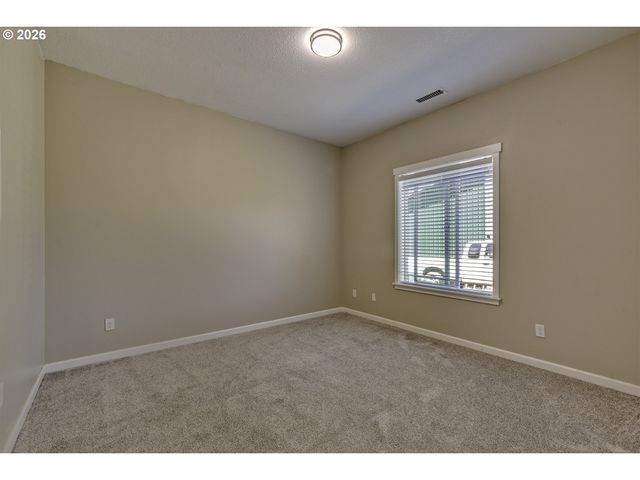 8340 Sw RIVER Rd, Hillsboro, OR 97123