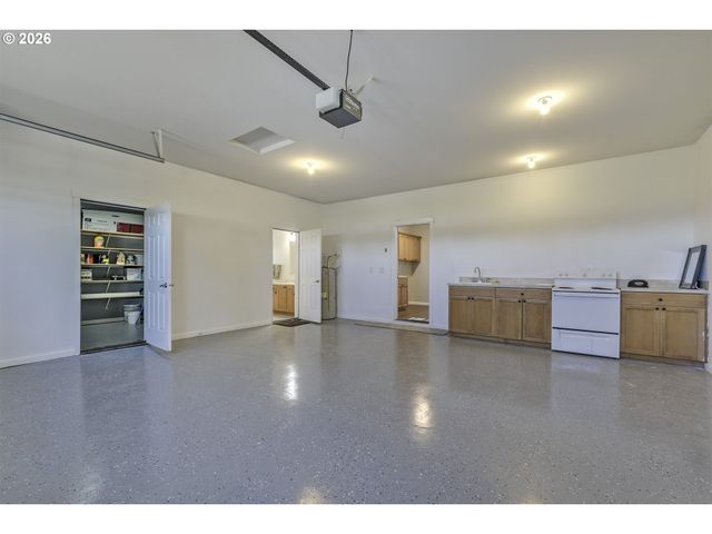 8340 Sw RIVER Rd, Hillsboro, OR 97123