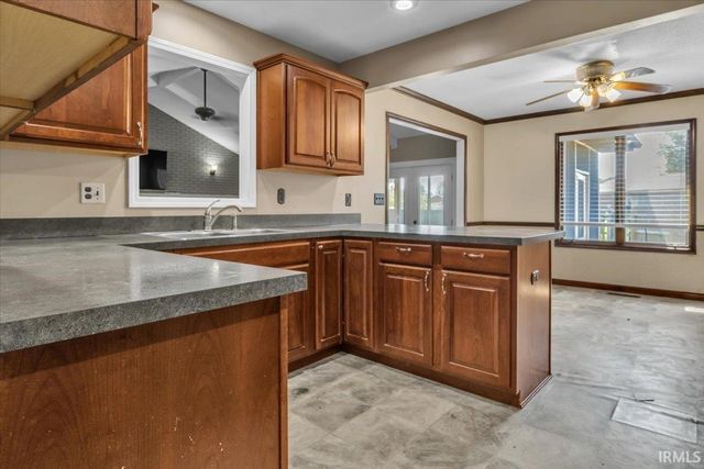 8215 Kingswood Court, Evansville, IN 47715