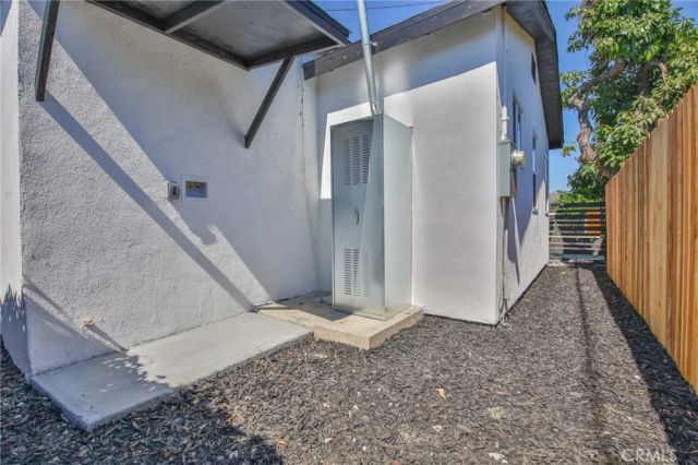 10955 S Spring Street, Los Angeles, CA 90061